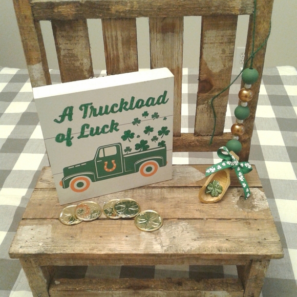 Hand Crafted Other - St. Patrick's Day wood bead garland bundle